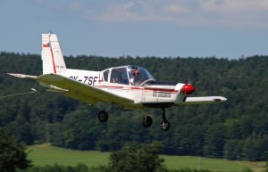 Vlečná Zlín Z-42